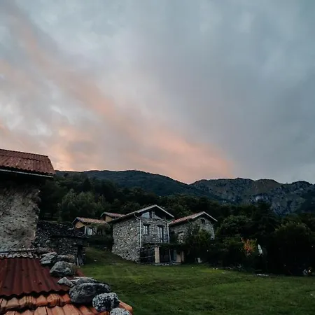 مزرعة للإقامة Treterre *